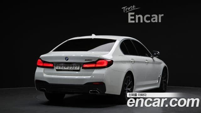 BMW 5시리즈 (G30) - Экстерьер