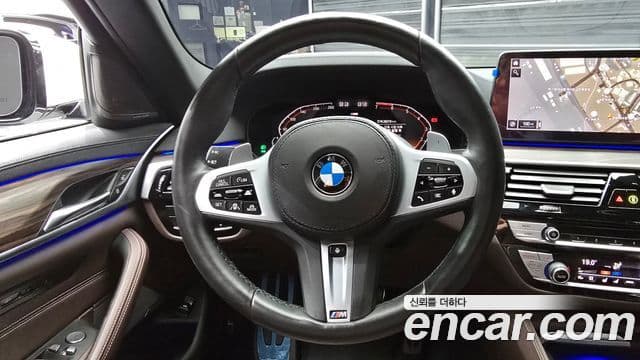 BMW 5시리즈 (G30) - Опции
