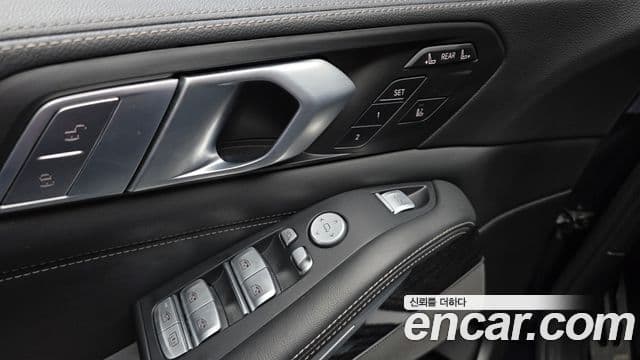 BMW X7 (G07) - Опции