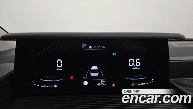 Hyundai 스타리아 - Салон