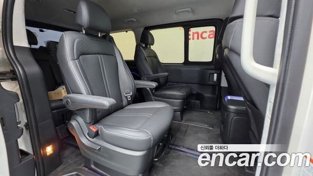 Hyundai 스타리아 - Опции