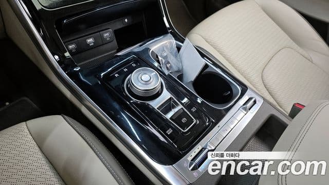 Kia 카니발 4세대 - Салон