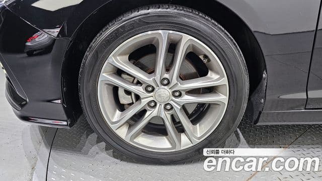 Hyundai 쏘나타 뉴 라이즈 - Экстерьер