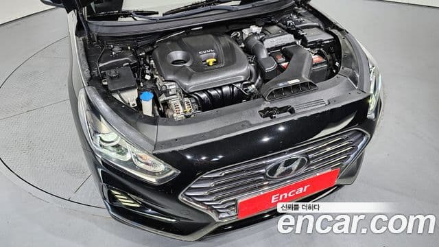 Hyundai 쏘나타 뉴 라이즈 - Салон
