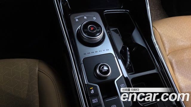 Kia 쏘렌토 4세대 - Салон