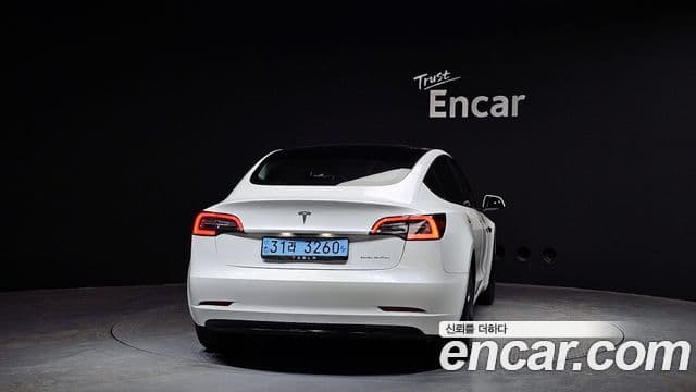 Tesla 모델 3 - Экстерьер