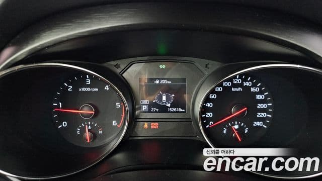 Kia 더 뉴 카니발 - Салон