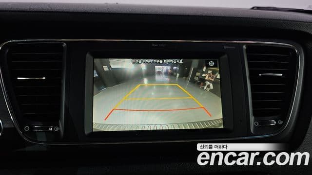 Kia 더 뉴 카니발 - Опции