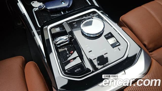BMW 7시리즈 (G70) - Салон