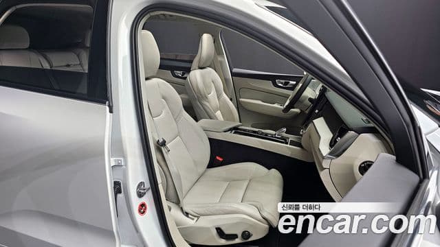Volvo XC60 2세대 - Опции
