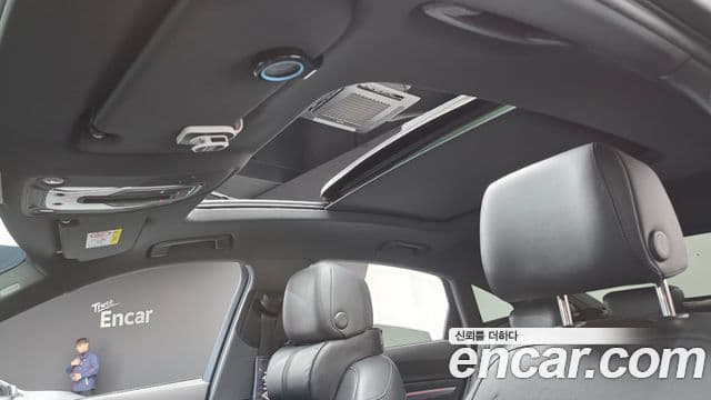 Audi e-트론 - Опции