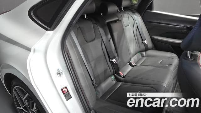 Hyundai 쏘나타 (DN8) - Опции