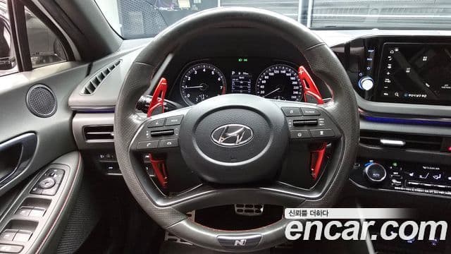 Hyundai 쏘나타 (DN8) - Опции