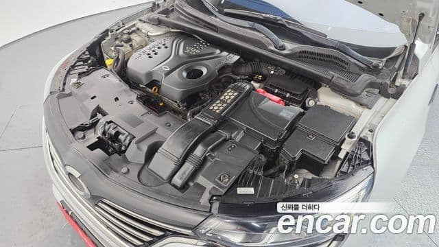 Renault Samsung SM6 - Салон