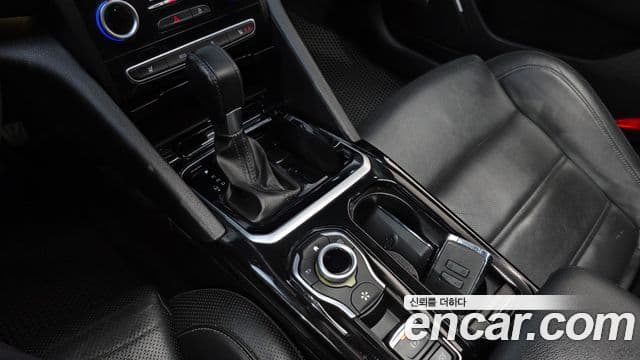 Renault Samsung SM6 - Салон