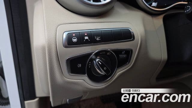 Mercedes-Benz C-클래스 W205 - Опции