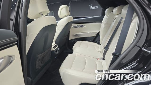 Genesis 일렉트리파이드 GV70 - Опции