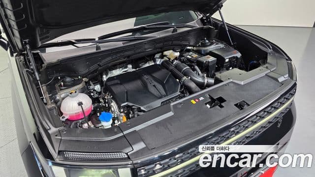 Hyundai 싼타페 (MX5) - Салон