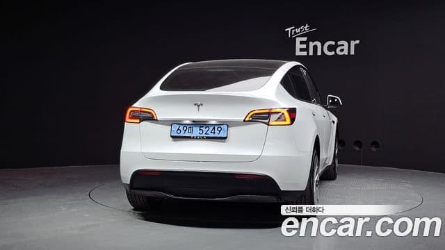 Tesla 모델 Y - Экстерьер