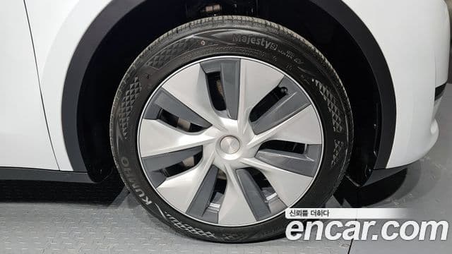 Tesla 모델 Y - Экстерьер