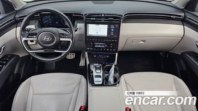 Hyundai 투싼 하이브리드 (NX4) - Салон