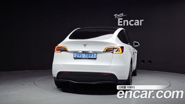 Tesla 모델 Y - Экстерьер