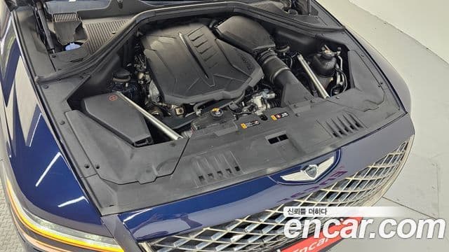 Genesis GV80 - Салон