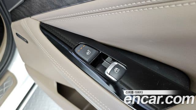 Kia K8 하이브리드 - Опции