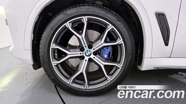 BMW X5 (G05) - Экстерьер