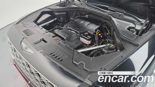 Genesis GV80 - Салон