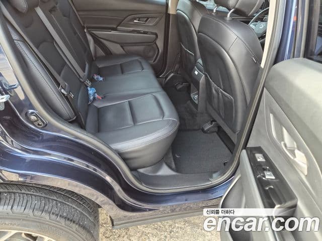 KG Mobility 뷰티풀 코란도 - Салон