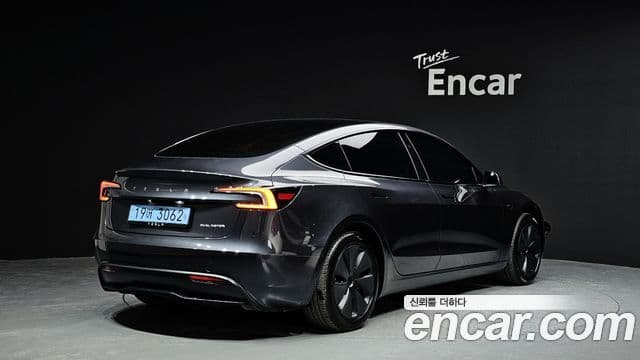 Tesla 모델 3 - Экстерьер